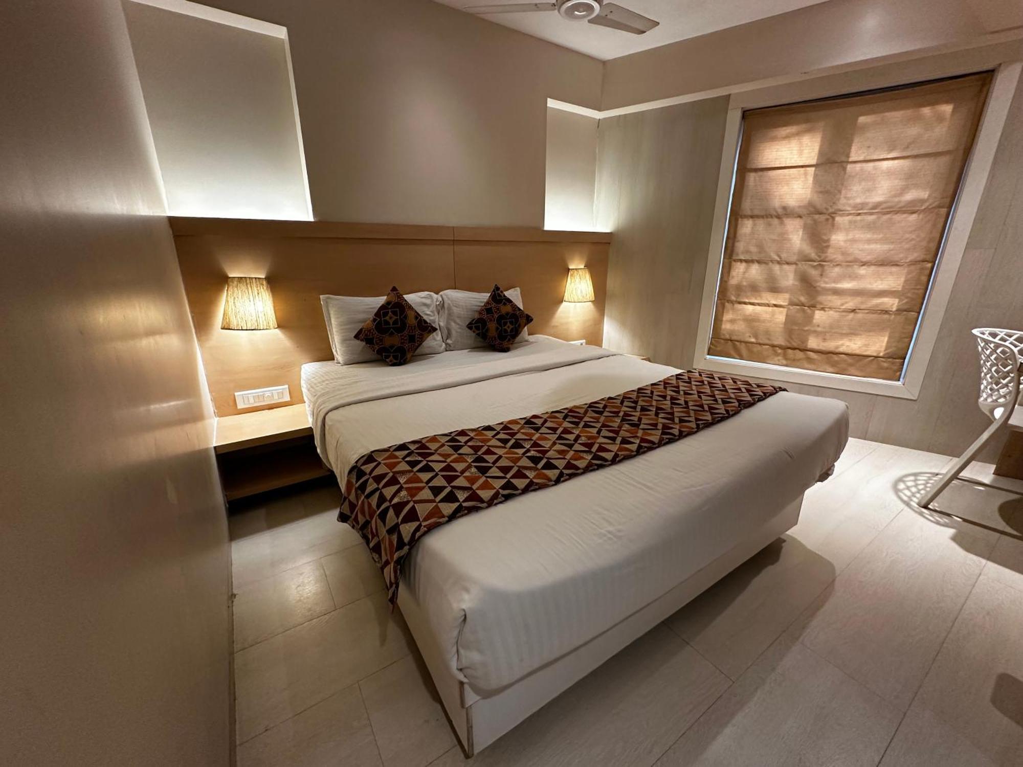 South Coast Hotel Wagle Estate Thane Exterior photo